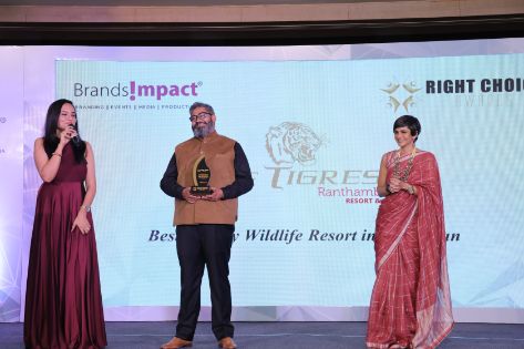 Awards Ceremony with Mandira Bedi — Actress and Anchor